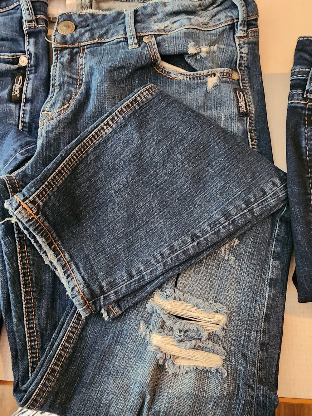 Silver Jeans Women's Skinny Distressed Dark Blue Denim